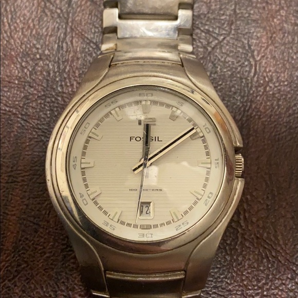 Fossil Watch - Picture 3 of 3